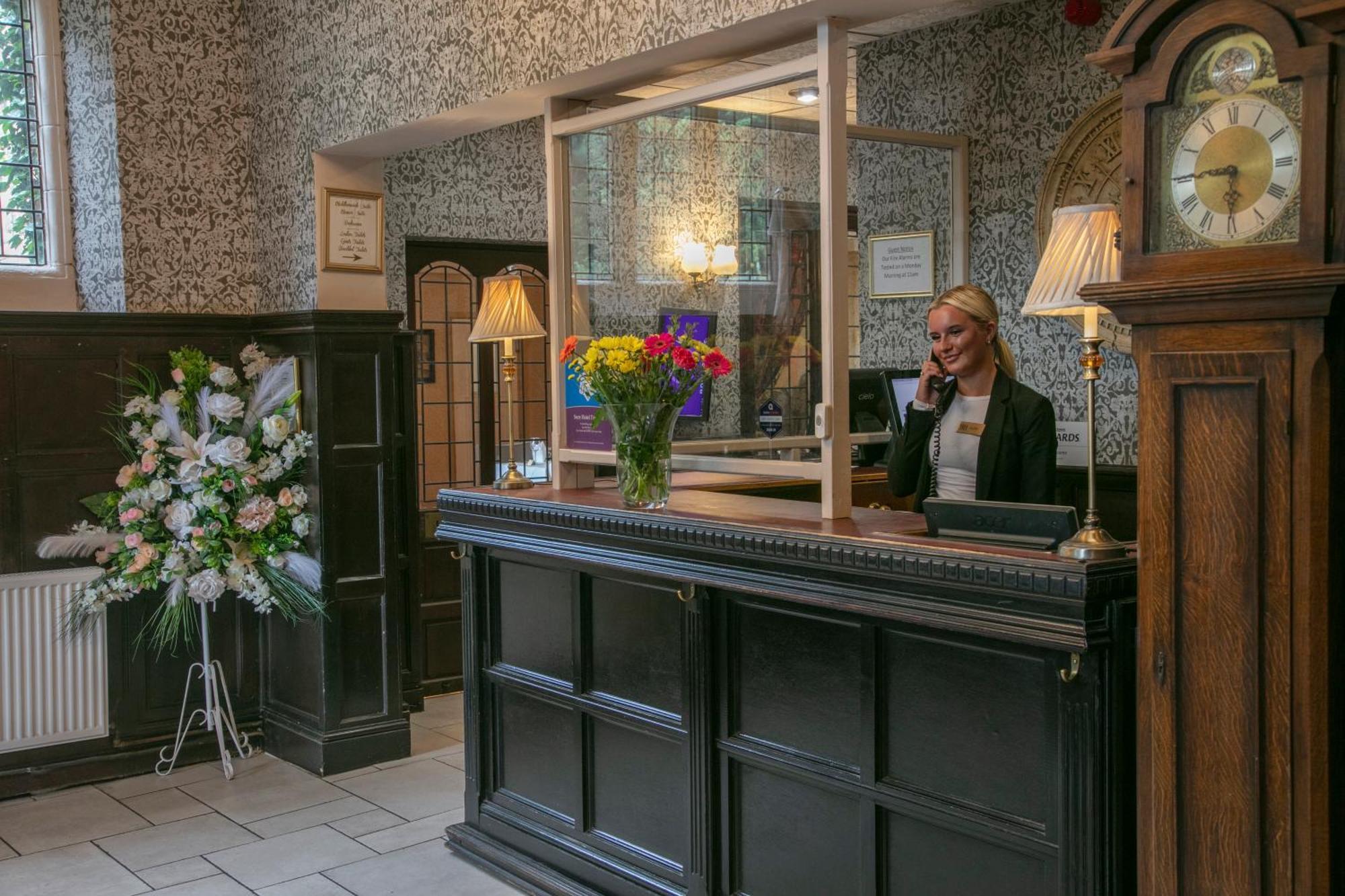 Weston Hall Hotel Sure Hotel Collection By Best Western Bulkington Esterno foto